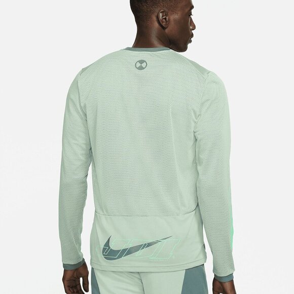 Nike Dri-FIT Sport Clash Mesh Tee – Mint Green – Long Sleeve – Men's Medium - Picture 12 of 13